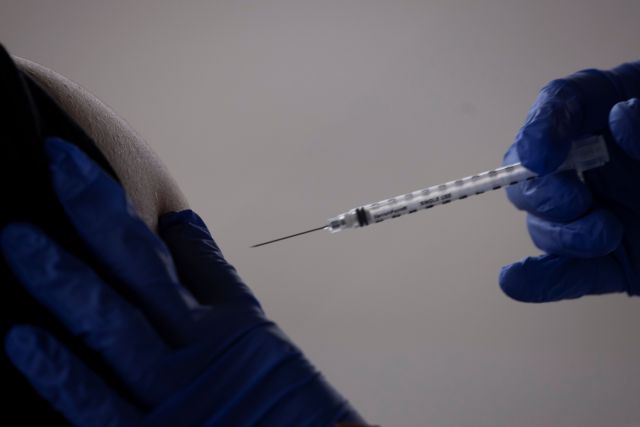 Λιγότερο αποτελεσματικό το εμβόλιο της Pfizer στη νοτιοαφρικανική μετάλλαξη
