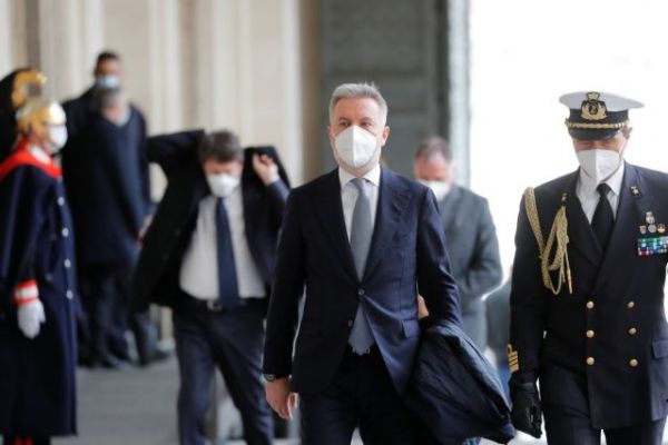 Ιταλία : Ορκίστηκε στο Κυρηνάλιο ο Ντράγκι – Συνεδριάζει το πρώτο υπουργικό συμβούλιο