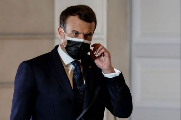 Γαλλία : Ο Μακρόν δηλώνει ότι θα έκανε το εμβόλιο της AstraZeneca