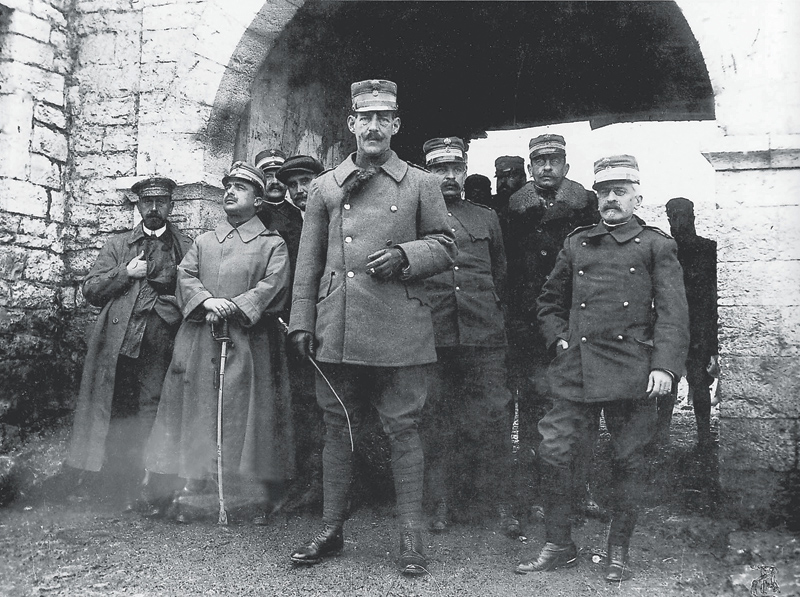 Τα πήραμε τα Γιάννενα, μάτια πολλά το λένε οπού γελούν και κλαίνε