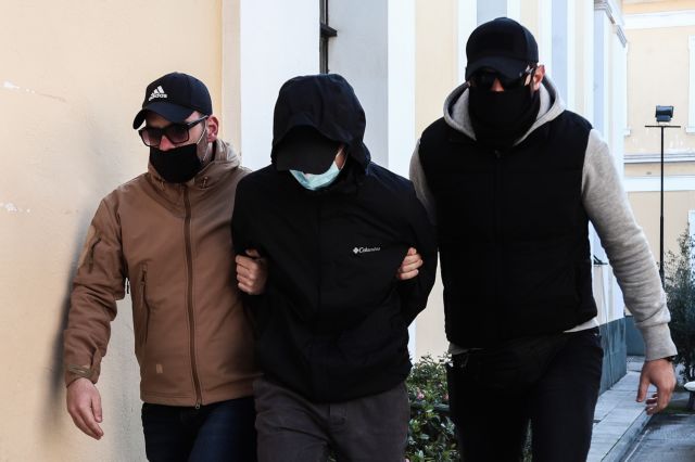 Ξυλοδαρμός στο μετρό: Δύο νέα πρόσωπα εμπλέκονται στην υπόθεση