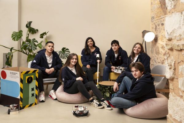 Μεγάλη πρωτιά Ελλήνων μαθητών: Χρυσό μετάλλιο στη Διεθνή Ολυμπιάδα Ρομποτικής