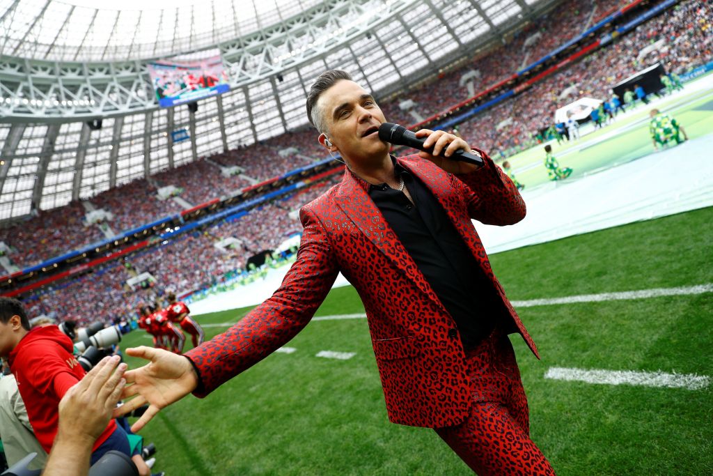 MEGA STAR : Από τον Robbie Williams στην Άντζυ Σαμίου - Σαν σήμερα στη βιομηχανία της μουσικής