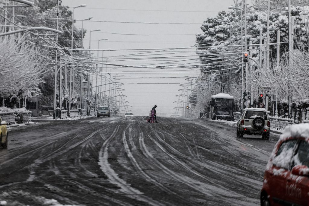 Μήδεια : Φονική κακοκαιρία με δύο νεκρούς – Κόκκινος συναγερμός για αποφυγή μετακινήσεων