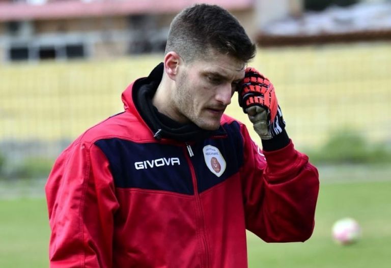 Θλίψη: 30χρονος ποδοσφαιριστής έχασε τη ζωή του σε τροχαίο