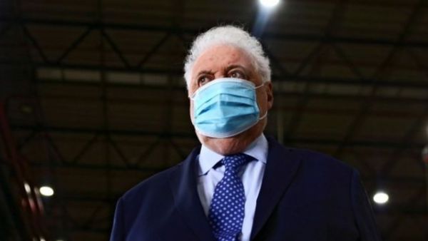 Σκάνδαλο εμβολίων και στην Αργεντινή : Ο υπουργός Υγείας εμβολίαζε στο υπουργείο τους κολλητούς του