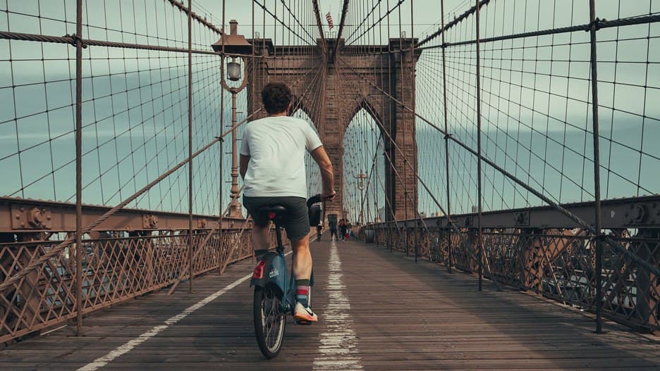 Ποδηλατόδρομοι σε ιστορικές γέφυρες της Νέας Υόρκης