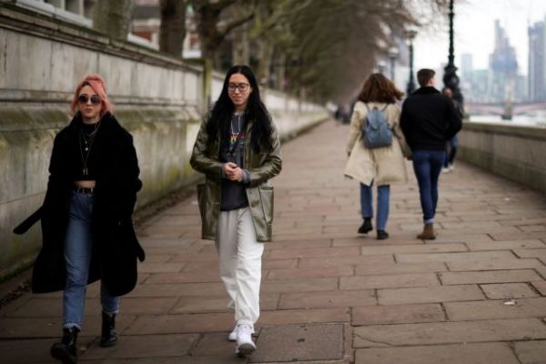 Βρετανία : Μείωση 70% των μολύνσεων στο υγειονομικό προσωπικό