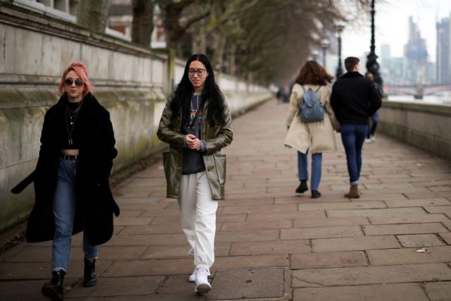 Βρετανία : Μείωση 70% των μολύνσεων στο υγειονομικό προσωπικό