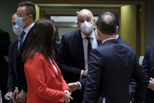 Δένδιας : Προβληματικός γείτονας η Τουρκία – Δικλείδα εκτόνωσης των εντάσεων ο διάλογος