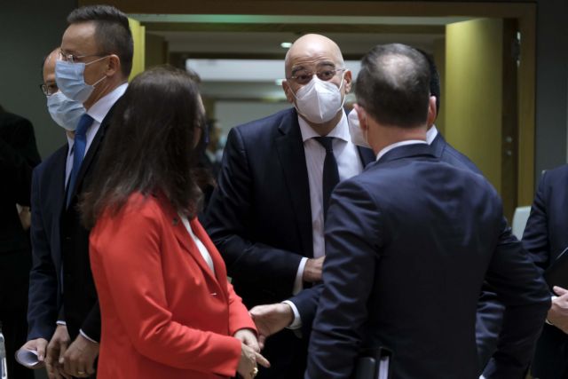 Δένδιας : Προβληματικός γείτονας η Τουρκία – Δικλείδα εκτόνωσης των εντάσεων ο διάλογος