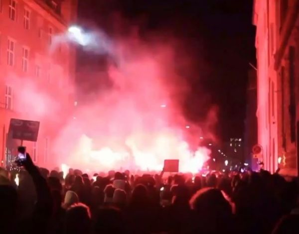 Νέες διαδηλώσεις κατά των περιοριστικών μέτρων από αρνητές του κοροναϊού