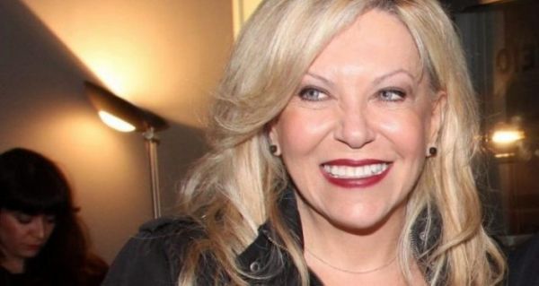 Διγενή κατά Μενδώνη : Παραιτηθείτε και λογοδοτήστε τώρα – Είστε ανίκανη