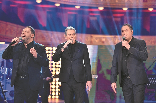 «Σπίτι με το MEGA»: Με την «Άβυσσο» καλησπερίζουν οι τρεις γιοί του Στράτου Διονυσίου