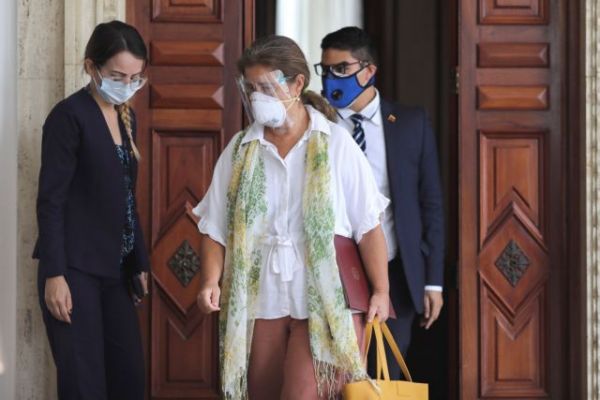 Βενεζουέλα : Απελάθηκε η πρέσβειρα της ΕΕ