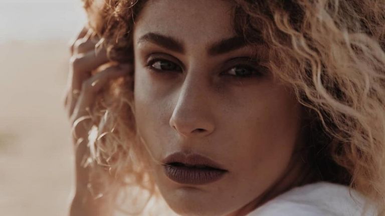 Καταγγελίες από 12 γυναίκες για γνωστό σεναριογράφο: «Καυχιόταν ότι πέρασαν από το κρεβάτι του όλες οι αριστερές της ΕΡΤ»