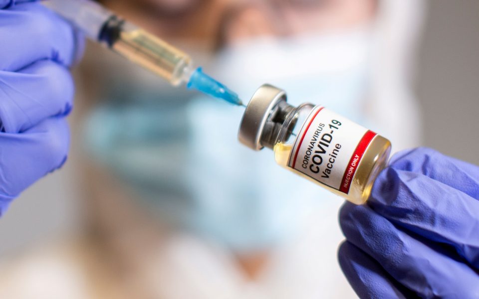 Πρόβλημα με τα ραντεβού στην Λέσβο για τον εμβολιασμό των 75 και άνω