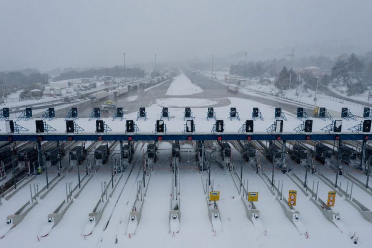 Κακοκαιρία Μήδεια : Ανοιξε η Εθνική Οδός Αθηνών – Λαμίας μέχρι τα όρια της Βοιωτίας
