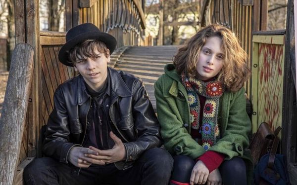 Kids Love Cinema: «Ο αδερφός μου κυνηγάει δεινόσαυρους» σε online προβολή