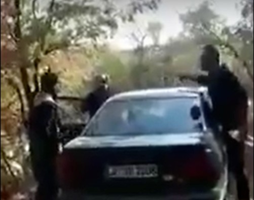 Αποκαλυπτικό βίντεο : Κρυμμένο αυτοκίνητο περιμένει… μετανάστες μόλις περάσουν τον Εβρο