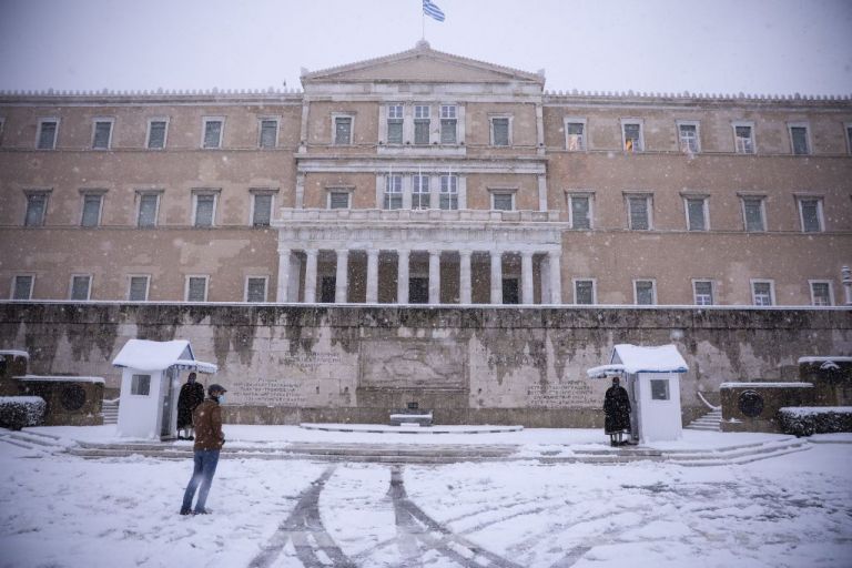 Κοροναϊός : Η πανδημία «γονατίζει» την Αττική – H κατανομή των κρουσμάτων στο Λεκανοπέδιο