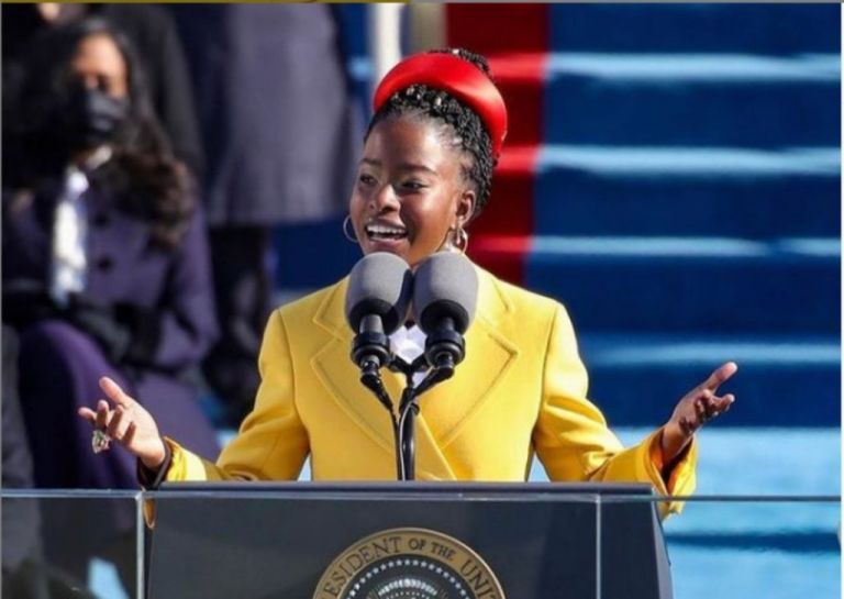 Αμάντα Γκόρμαν : Πορτρέτο της νεαρής ποιήτριας στη συλλογή του Χάρβαρντ