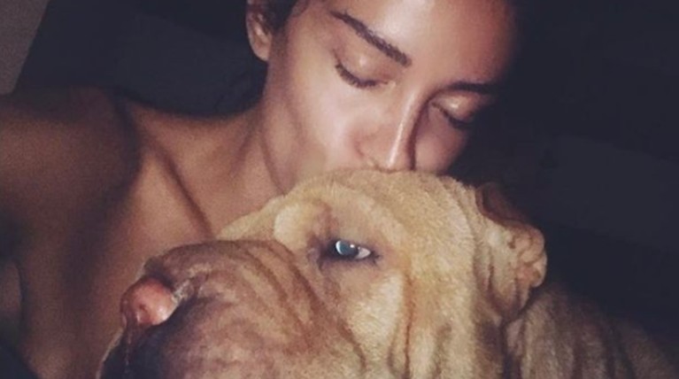 Η Ελένη Φουρέιρα αποχαιρετά το σκυλάκι της – «Πονάει η καρδιά μου»