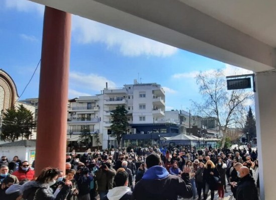 Θεσσαλονίκη: Νέα συγκέντρωση διαμαρτυρίας έξω από το δημαρχείο Κορδελιού – Ευόσμου