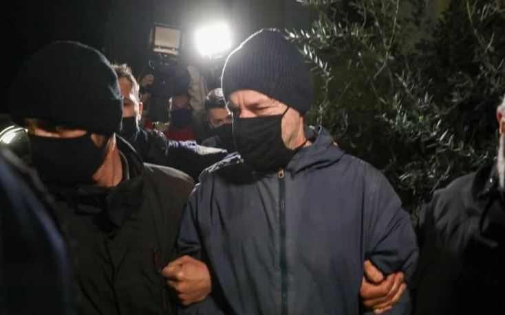 Από ώρα σε ώρα φτάνει στις φυλακές της Τρίπολης ο Δημήτρης Λιγνάδης