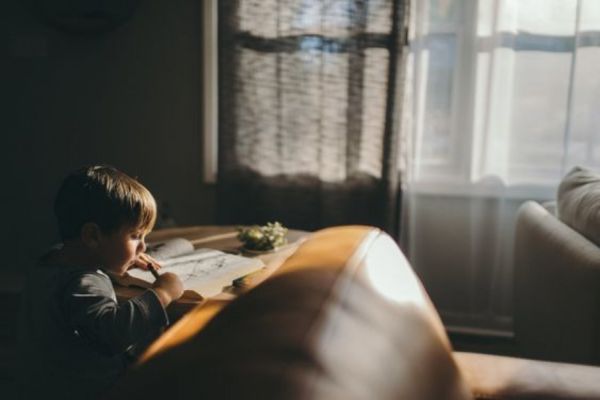 Πώς θα βοηθήσουμε το παιδί στην τηλεκπαίδευση