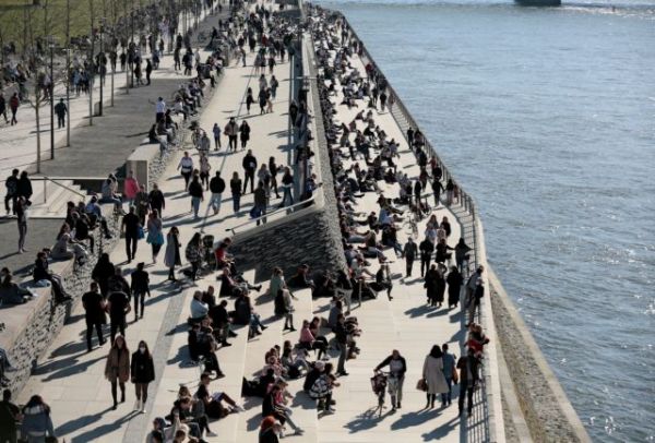 Γερμανία : Με σοβαρές επιπλοκές κινδυνεύουν 20 εκατ. κάτοικοι αν νοσήσουν με κοροναϊό