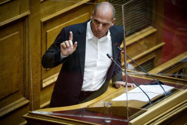 Βαρουφάκης : Ακροδεξιό παρακράτος της ΝΔ στα πανεπιστήμια – Είναι «κομπογιαΝίτης» απαντά η ΔΑΠ