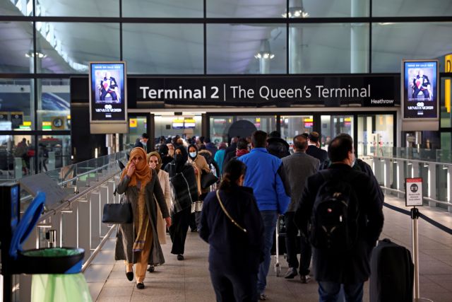 Νέοι ταξιδιωτικοί περιορισμοί στη Βρετανία: Τρία τεστ κοροναϊού, καραντίνα με δικά σας έξοδα και τσουχτερά πρόστιμα