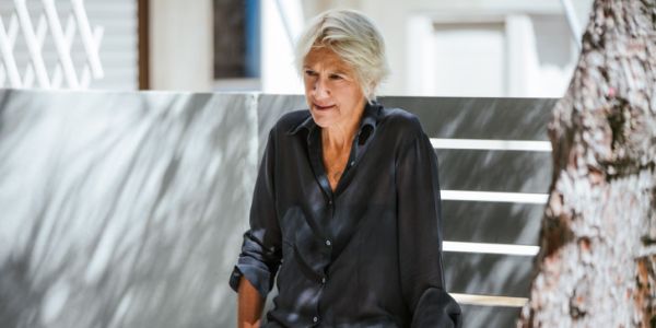 Καίτη Κωνσταντίνου : Νιώθω ότι η Λίνα Μενδώνη με έφτυσε στα μούτρα