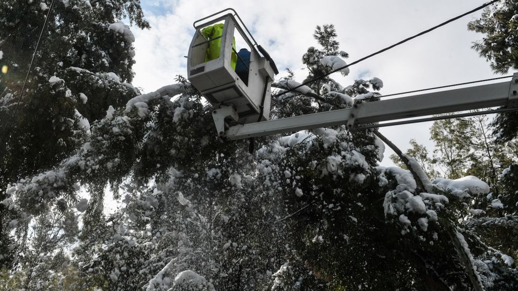 ΚΚΕ: Η ιδιωτικοποίηση της διανομής ενέργειας υπεύθυνη για τις διακοπές στην ηλεκτροδότηση