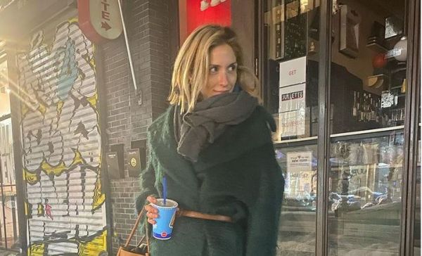 Σοφία Καρβέλα : Τρυφερές φωτογραφίες από την εγκυμοσύνη της