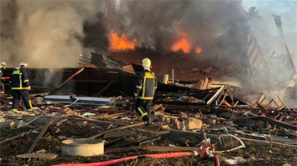 Εικόνες απόλυτης καταστροφής μετά την έκρηξη στο ξενοδοχείο – Τι λένε αυτόπτες μάρτυρες
