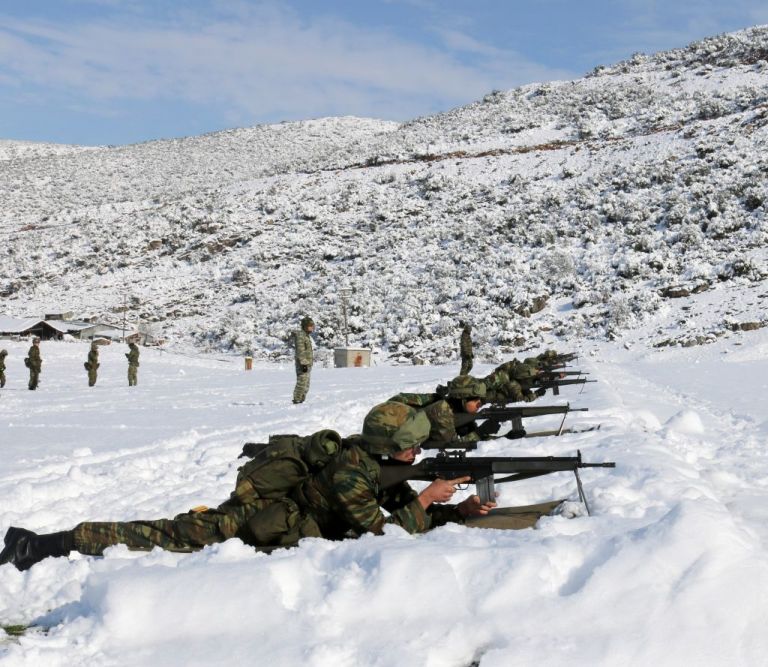 ΣΣΕ – ΣΜΥ : Eντυπωσιακές εικόνες και βίντεο από τη χειμερινή εκπαίδευση των σπουδαστών τους