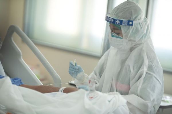 Τσαγκάρης: Ο απόλυτος αριθμός των νοσηλευομένων στις ΜΕΘ είναι ο υψηλότερος από την αρχή της πανδημίας