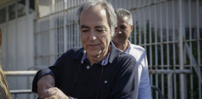 Κουφοντίνας : Τι απαντάει η δικηγόρος του για την μεταγωγή του