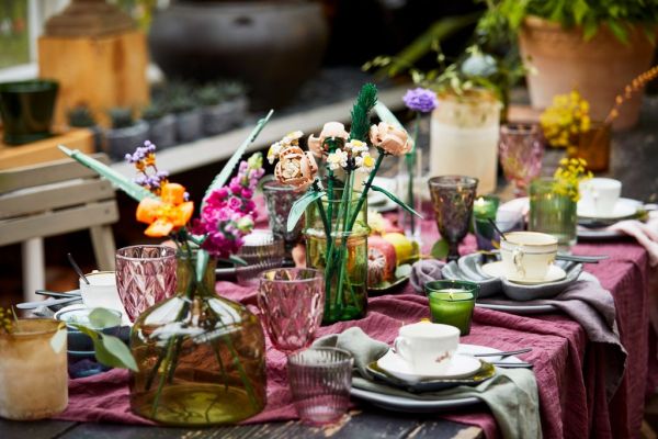 Νέα σειρά από τη Lego με λουλούδια και μπονσάι