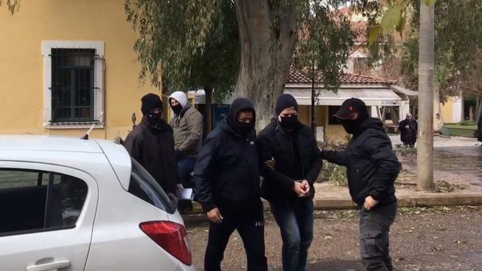 Δημήτρης Λιγνάδης : Αρνείται τους βιασμούς – Θα απολογηθεί την Τετάρτη