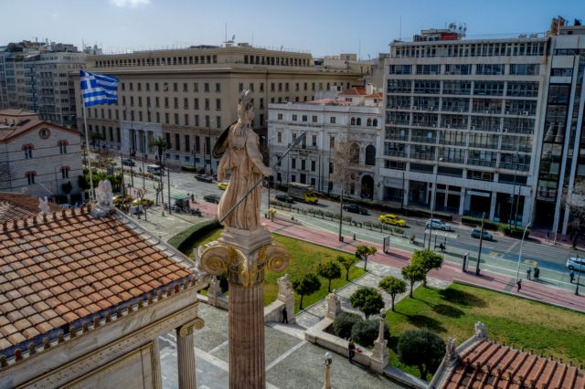 Η Αττική στο «μάτι του κυκλώνα»: Τα στοιχεία που δείχνουν πιθανή παράταση lockdown – Ποιες περιοχές «φλερτάρουν» με το κόκκινο