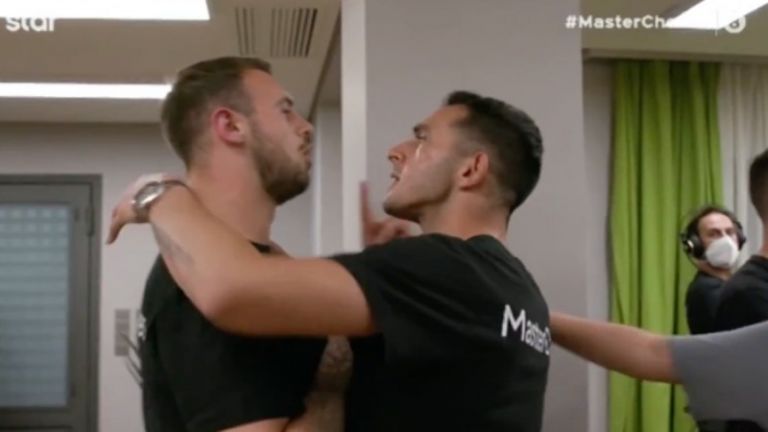 Τσακωμοί, βρισιές και παρολίγον ξύλο στο MasterChef για τρία… ξίδια