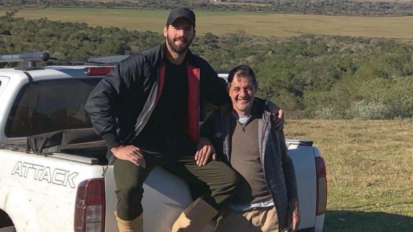 Kηδεύτηκε ο πατέρας του Άλισον – Δεν μπόρεσε να πάει στην κηδεία ο γκολκίπερ της Λίβερπουλ