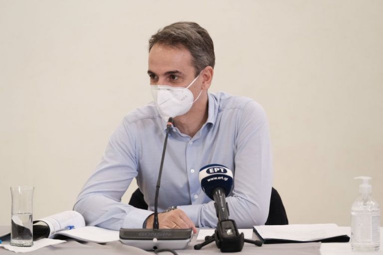 Κανένα «ικαριώτικο γλέντι» – Τι απαντά ο οικοδεσπότης για το γεύμα με τον πρωθυπουργό