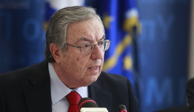 Εντονη αντίδραση Μπαμπινιώτη για την υπόθεση Λιγνάδη : Θα αμυνθούμε με κάθε νόμιμο μέσο