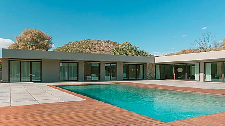 Αριστοτέλης Ωνάσης : Στα χέρια Άραβα η βίλα του στο Λαγονήσι