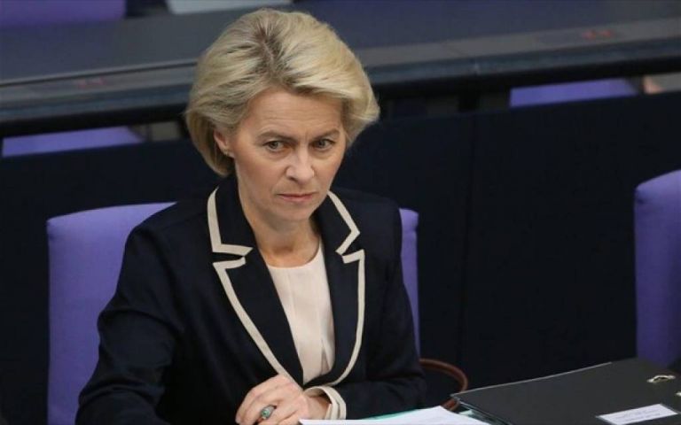 Η Ούρσουλα και το blame game των εμβολίων