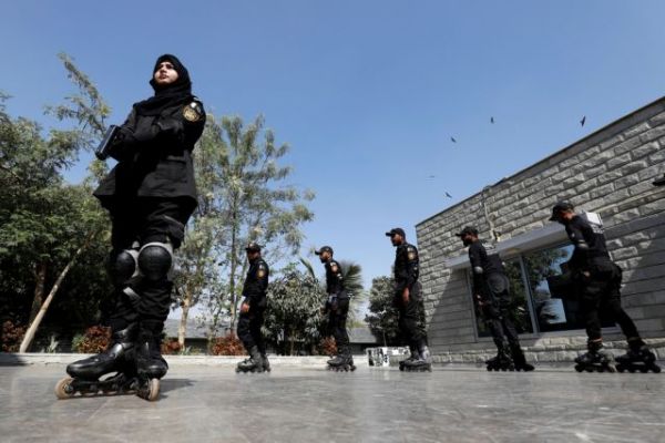 Πακιστάν : Ειδική μονάδα καταδίωξης με πατίνια